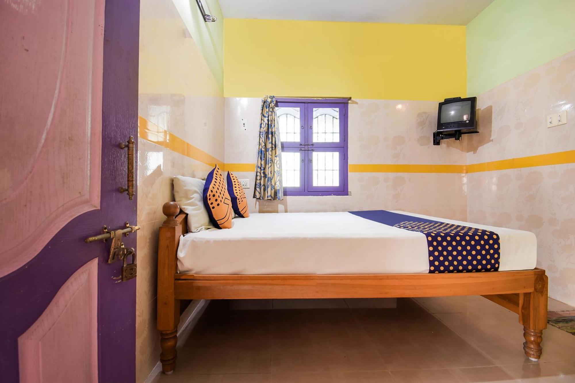 Hotel O K.S.Lodge Tribhuvanam Buitenkant foto